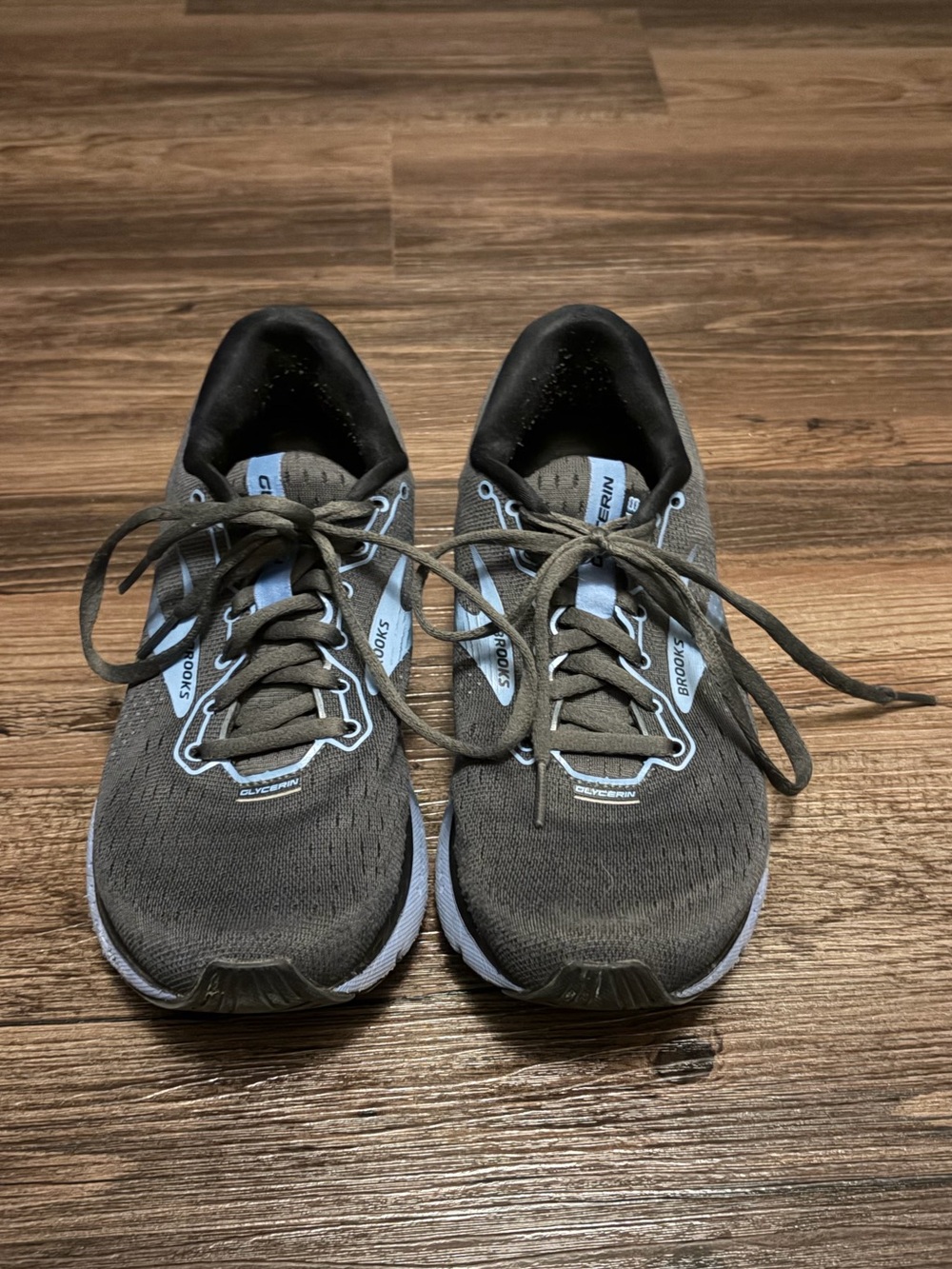 Brooks glycerin sneaker’s 7.5